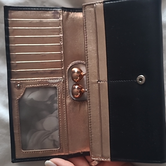 Wallet - Picture 2 of 3